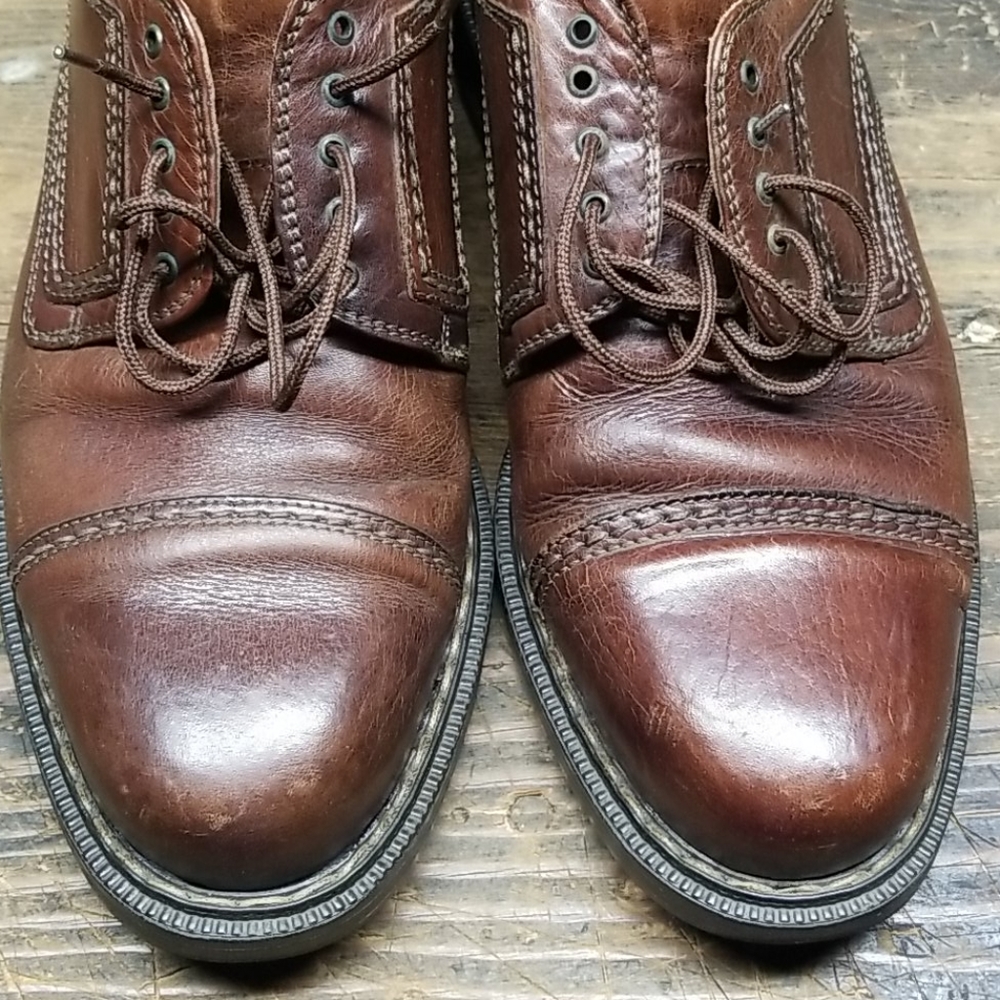 JOHNSTON& MURPHY  SHOES MADE IN ITALY